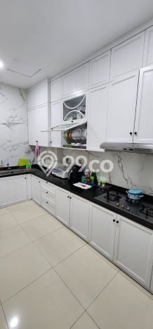 Ready to Use! Premium House LT 200m2 Desain Elegan di Bandengan Ready to Use! Premium House LT 200m2 Desain Elegan di Bandengan