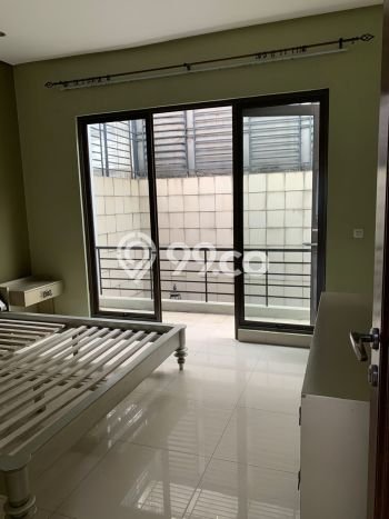 Ready to Use! Premium House LT 144m2 Desain Modern di Bandengan Ready to Use! Premium House LT 144m2 Desain Modern di Bandengan