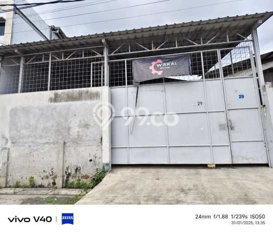 Gudang Dijual di Jakarta Barat LT 611m2 & LB 500m2 Lokasi Terbaik! Gudang Dijual di Jakarta Barat LT 611m2 & LB 500m2 Lokasi Terbaik!