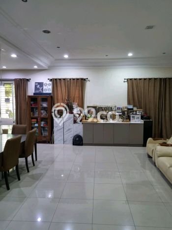Hunian Elit LB 600m2 Siap Pakai Desain Elegan di Pantai Indah Kapuk, Jakarta Utara Hunian Elit LB 600m2 Siap Pakai Desain Elegan di Pantai Indah Kapuk, Jakarta Utara