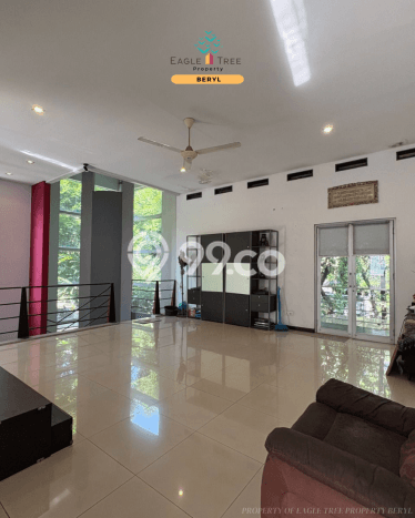 Ready to Use! Luxury House LT 381m2 Desain Elegan di BSD Kencana Loka Ready to Use! Luxury House LT 381m2 Desain Elegan di BSD Kencana Loka
