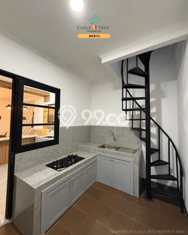 For Sale! Premium House LT 240m2 Desain Elegan di BSD Puspita Loka For Sale! Premium House LT 240m2 Desain Elegan di BSD Puspita Loka