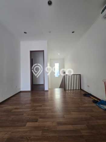 Jarang Ada! Rumah Kontrakan 4 Kamar Bagus Siap Huni Ampera Jarang Ada! Rumah Kontrakan 4 Kamar Bagus Siap Huni Ampera