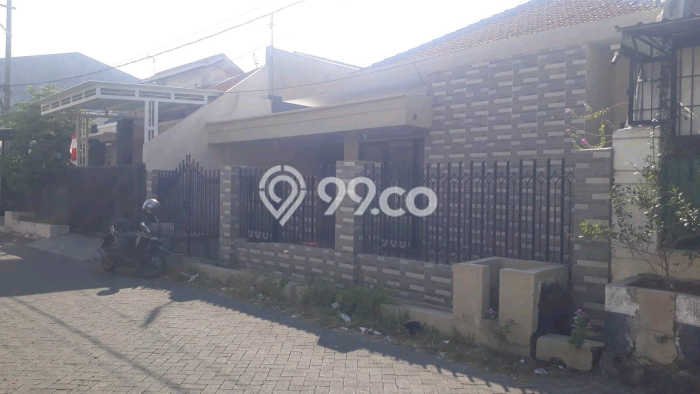 Dijual Rumah Strategis Bagus Punya 4 KT di Tambaksari Surabaya SHM Dijual Rumah Strategis Bagus Punya 4 KT di Tambaksari Surabaya SHM