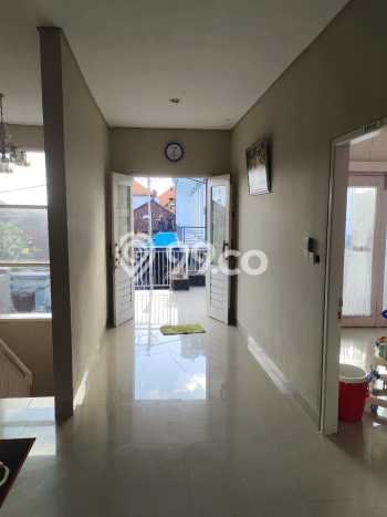 LOKASI PREMIUM! Rumah Berkembang di Denpasar Utara, LT 100m2m² Bangunan 160m2m² LOKASI PREMIUM! Rumah Berkembang di Denpasar Utara, LT 100m2m² Bangunan 160m2m²