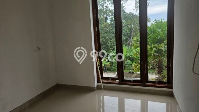 Rumah cantik, bersih view hutan kecil dengan gemercik air di tengah kota Tabanan Rumah cantik, bersih view hutan kecil dengan gemercik air di tengah kota Tabanan