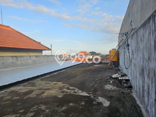 LOKASI STRATEGIS! Ruko Disewakan di Mengwitani, Luas 228m², Kawasan Ramai LOKASI STRATEGIS! Ruko Disewakan di Mengwitani, Luas 228m², Kawasan Ramai