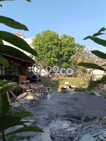 HARGA SPESIAL! Rumah Minimalis di Kerobokan, Badung, LT 700m² Bangunan 350m² BISA KPR! HARGA SPESIAL! Rumah Minimalis di Kerobokan, Badung, LT 700m² Bangunan 350m² BISA KPR!
