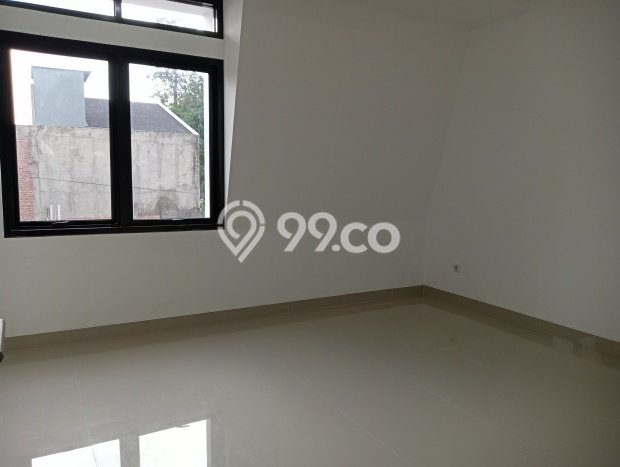 Jual Rumah Bagus Siap Huni LB 70m2 di Ciputat Timur, Tangerang Selatan Jual Rumah Bagus Siap Huni LB 70m2 di Ciputat Timur, Tangerang Selatan