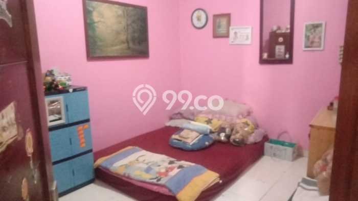 Rumah Strategis Minimalis Lb 84m2 di Ciputat Timur, Tangerang Selatan Rumah Strategis Minimalis Lb 84m2 di Ciputat Timur, Tangerang Selatan
