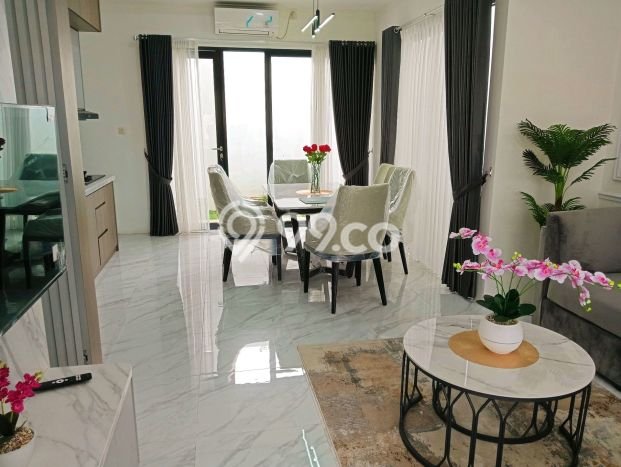 For Sale Rumah 5 Kamar Lokasi Ideal Bagus dan Strategis di Ciputat Timur For Sale Rumah 5 Kamar Lokasi Ideal Bagus dan Strategis di Ciputat Timur