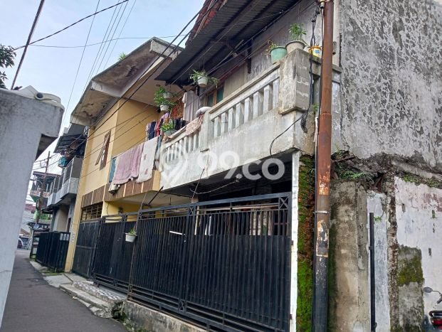 Dijual Rumah 4 Kamar Lokasi Ideal Bagus dan Strategis di Ciputat Timur Dijual Rumah 4 Kamar Lokasi Ideal Bagus dan Strategis di Ciputat Timur
