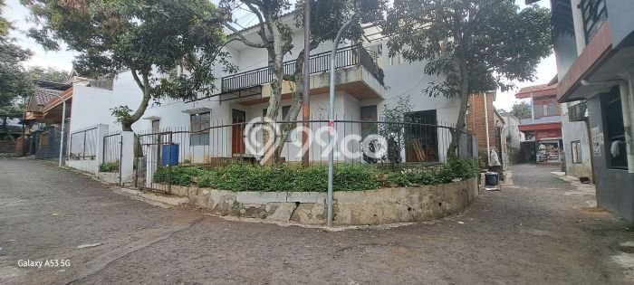 Peluang Investasi! Kost Dijual di Cibiru, Bandung, 0 KT, 4 KM, Luas 200m2 Peluang Investasi! Kost Dijual di Cibiru, Bandung, 0 KT, 4 KM, Luas 200m2