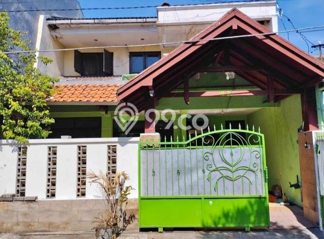Rumah Modern Cantik 5 Kamar Siap Huni di Wonocolo Rumah Modern Cantik 5 Kamar Siap Huni di Wonocolo