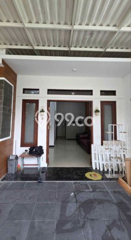 Jual Rumah Bagus Siap Huni LB 100m2 di Mulyorejo, Surabaya Jual Rumah Bagus Siap Huni LB 100m2 di Mulyorejo, Surabaya