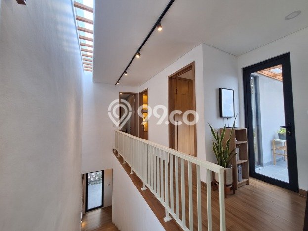 Hunian Cantik Minimalis Lb 110m2 di Cinere, Depok Hunian Cantik Minimalis Lb 110m2 di Cinere, Depok