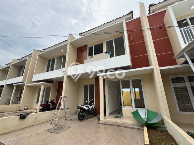 Dijual Rumah Strategis Bagus Punya 3 KT di Cilodong Depok SHM Dijual Rumah Strategis Bagus Punya 3 KT di Cilodong Depok SHM