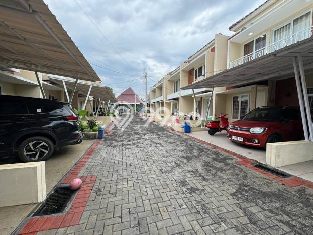 Dijual Rumah Strategis Bagus Punya 3 KT di Cilodong Depok SHM Dijual Rumah Strategis Bagus Punya 3 KT di Cilodong Depok SHM