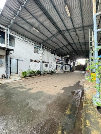 Unit Komersial Dijual di Ciputat Timur Tangerang Selatan 8000m2 Unit Komersial Dijual di Ciputat Timur Tangerang Selatan 8000m2