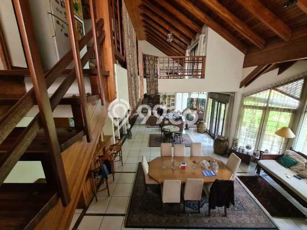 Rumah Mewah Siap Huni LT 720m2 di Cinere, Depok Rumah Mewah Siap Huni LT 720m2 di Cinere, Depok