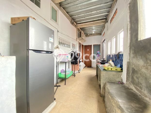 Dijual Kost di Kawasan Kebayoran Lama, Jakarta Selatan, Spesifikasi 22 KT, 22 KM, 600m2 Dijual Kost di Kawasan Kebayoran Lama, Jakarta Selatan, Spesifikasi 22 KT, 22 KM, 600m2