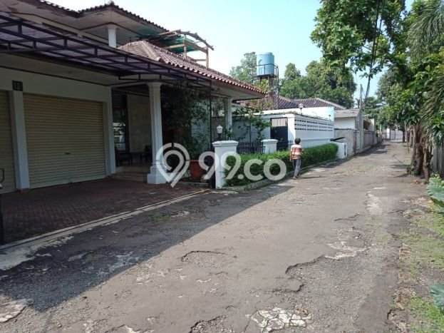 Ready to Use! Premium House LT 2800m2 Desain Elegan di Lebak Bulus Ready to Use! Premium House LT 2800m2 Desain Elegan di Lebak Bulus