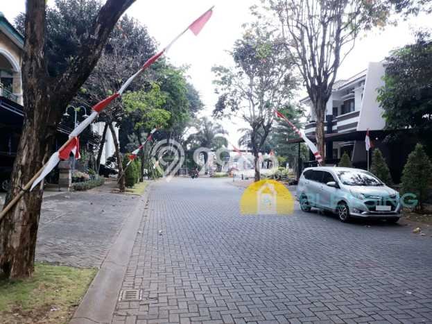 Hunian Mewah LB 325m2 Siap Pakai Desain Elegan di BSB City, Semarang Hunian Mewah LB 325m2 Siap Pakai Desain Elegan di BSB City, Semarang