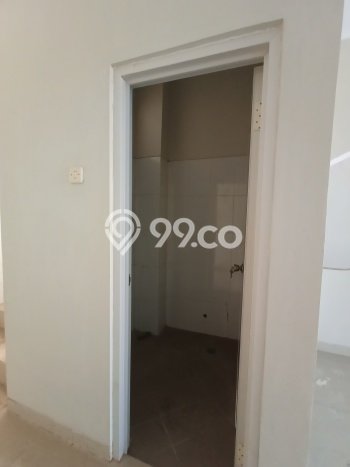 Untuk Dijual! Ruko di Brumbungan Semarang LT 117m2 / LB 54m2 Kawasan Bisnis Untuk Dijual! Ruko di Brumbungan Semarang LT 117m2 / LB 54m2 Kawasan Bisnis