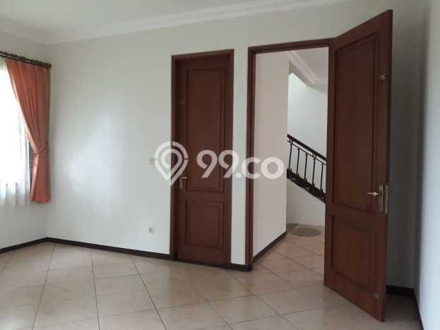 Rumah Asri di Perumahan Griya Bukit Mas Ngesrep Banyumanik Dekat Undip Rumah Asri di Perumahan Griya Bukit Mas Ngesrep Banyumanik Dekat Undip