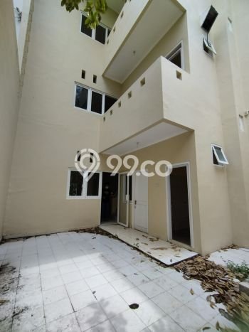 LOKASI PREMIUM! Ruko di Mijen, Luas 278m², Jalan Utama LOKASI PREMIUM! Ruko di Mijen, Luas 278m², Jalan Utama