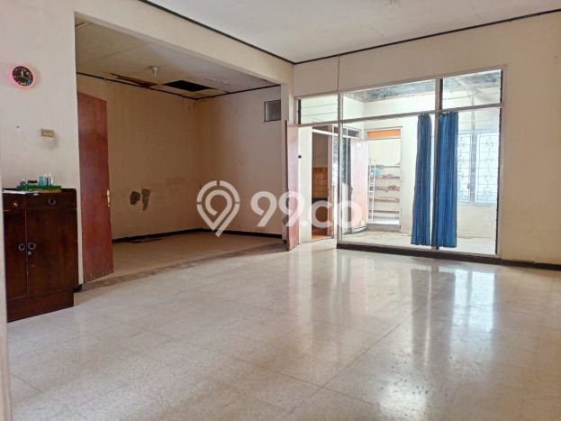 Jual Rumah Bagus Siap Huni LB 240m2 di Semarang Utara, Semarang Jual Rumah Bagus Siap Huni LB 240m2 di Semarang Utara, Semarang