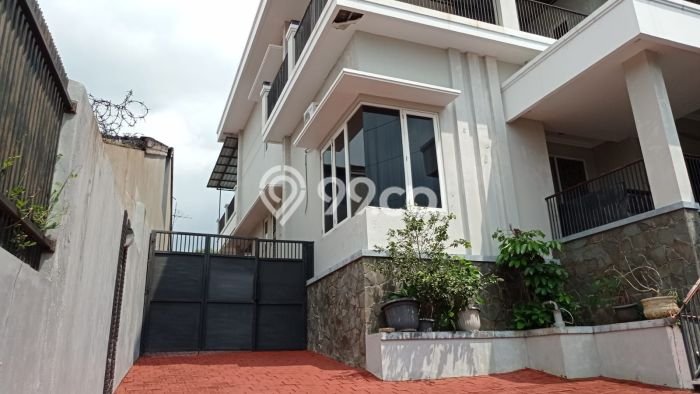 Rumah Disewakan Semarang LT 406m2 LB 271m2 Area Jangli Rumah Disewakan Semarang LT 406m2 LB 271m2 Area Jangli