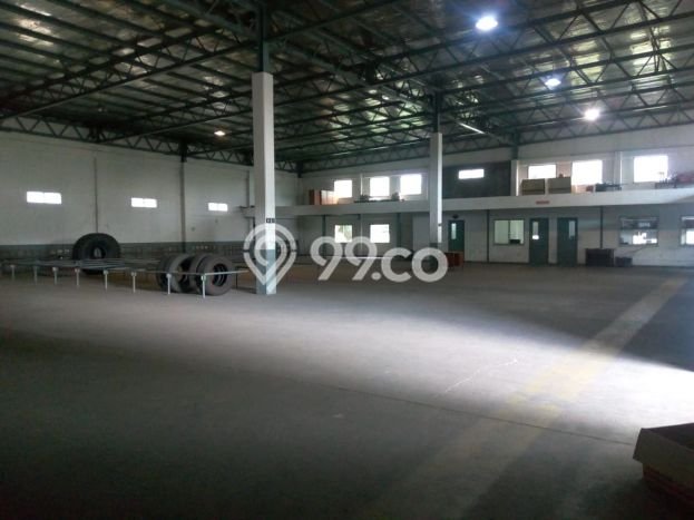 Gudang bagus disewakan di Ngaliyan Semarang dengan LB 1500m2 harga sewa terbaik Gudang bagus disewakan di Ngaliyan Semarang dengan LB 1500m2 harga sewa terbaik
