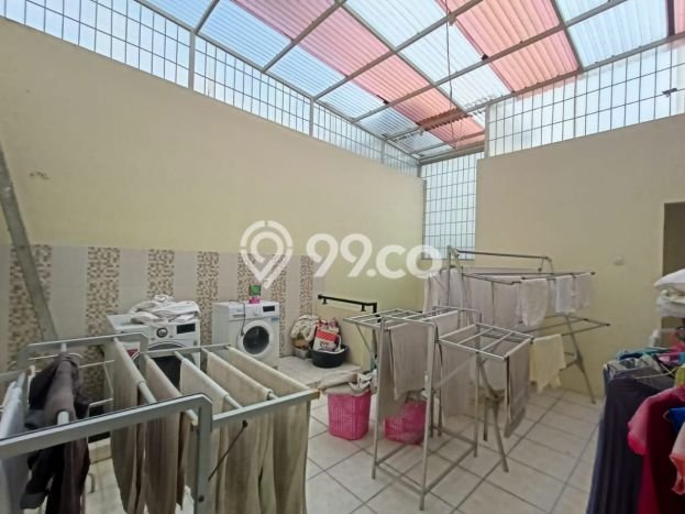 PRIME LOCATION! Komersial di Brumbungan, Luas 450m², Kawasan Komersial, Lokasi Strategis PRIME LOCATION! Komersial di Brumbungan, Luas 450m², Kawasan Komersial, Lokasi Strategis