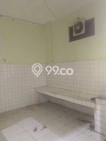 Lokasi terbaik! Rumah siap pakai dikontrakkan di Semarang Tengah LB 240m2 Lokasi terbaik! Rumah siap pakai dikontrakkan di Semarang Tengah LB 240m2