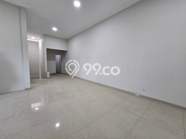 AREA KOMERSIAL! Gudang Disewakan di Ngaliyan, Luas 714m², Akses Strategis AREA KOMERSIAL! Gudang Disewakan di Ngaliyan, Luas 714m², Akses Strategis