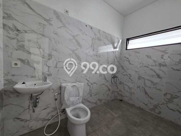 PREMIUM CHOICE! Rumah di BSB City, 2 KM, Lingkungan Asri, LT 120m2m² Bangunan 82m2m² PREMIUM CHOICE! Rumah di BSB City, 2 KM, Lingkungan Asri, LT 120m2m² Bangunan 82m2m²