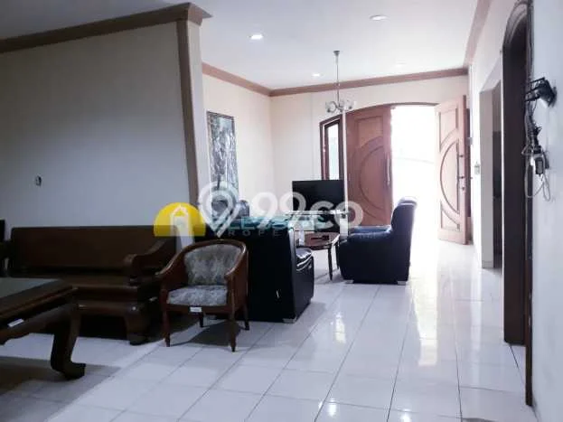 Hunian Mewah LB 325m2 Siap Pakai Desain Elegan di BSB City, Semarang Hunian Mewah LB 325m2 Siap Pakai Desain Elegan di BSB City, Semarang