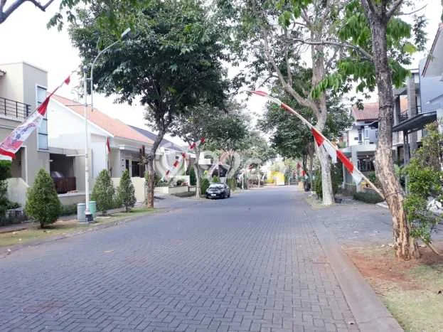 Hunian Mewah LB 325m2 Siap Pakai Desain Elegan di BSB City, Semarang Hunian Mewah LB 325m2 Siap Pakai Desain Elegan di BSB City, Semarang