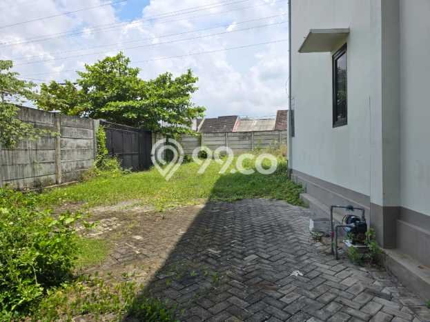 AREA KOMERSIAL! Gudang Disewakan di Ngaliyan, Luas 714m², Akses Strategis AREA KOMERSIAL! Gudang Disewakan di Ngaliyan, Luas 714m², Akses Strategis