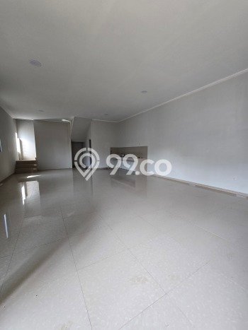 AREA KOMERSIAL! Gudang Disewakan di Ngaliyan, Luas 714m², Akses Strategis AREA KOMERSIAL! Gudang Disewakan di Ngaliyan, Luas 714m², Akses Strategis