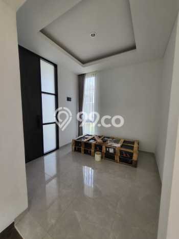 Rumah Sewa Semarang LT 230m2 LB 160m2 Kawasan BSB City Rumah Sewa Semarang LT 230m2 LB 160m2 Kawasan BSB City