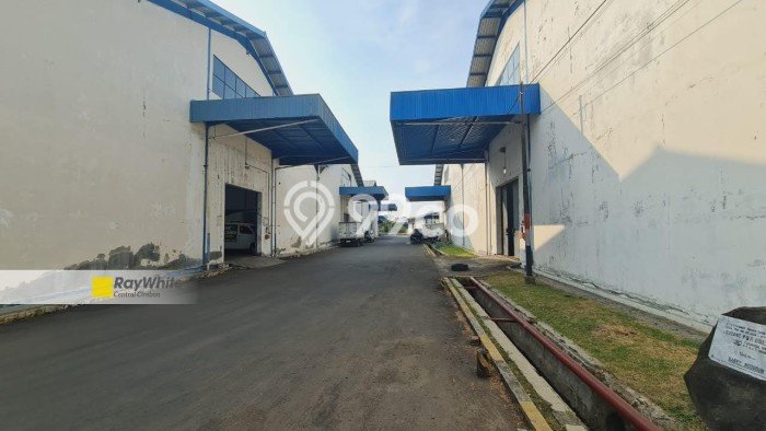 Unit Gudang Tersedia di Cirebon Kota Spesifikasi LB 1600m2 Unit Gudang Tersedia di Cirebon Kota Spesifikasi LB 1600m2