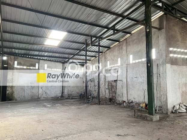 Gudang Disewakan di Area Ramai Mundu, Cirebon Gudang Disewakan di Area Ramai Mundu, Cirebon