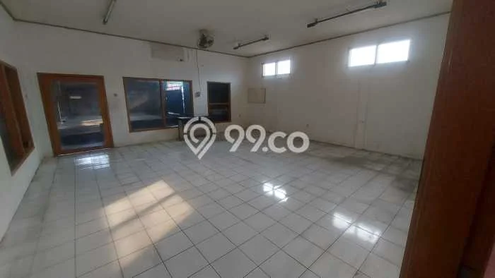 Unit Gudang Disewa Lokasi Plumbon, Cirebon Spesifikasi Luas Bangunan 1500m2 Unit Gudang Disewa Lokasi Plumbon, Cirebon Spesifikasi Luas Bangunan 1500m2