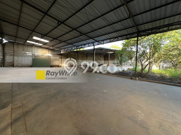 Gudang Disewakan di Area Ramai Mundu, Cirebon Gudang Disewakan di Area Ramai Mundu, Cirebon