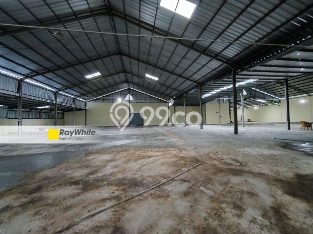 FOR SALE! Gudang di Depok Cirebon, LT 5000m2, LB 3000m2 FOR SALE! Gudang di Depok Cirebon, LT 5000m2, LB 3000m2
