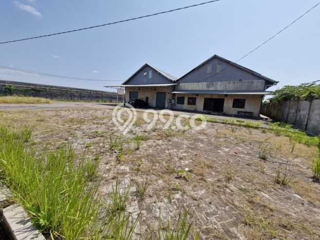 Gudang Disewa di Cirebon dengan LB 2640m2 Area Komersial Ramai Gudang Disewa di Cirebon dengan LB 2640m2 Area Komersial Ramai