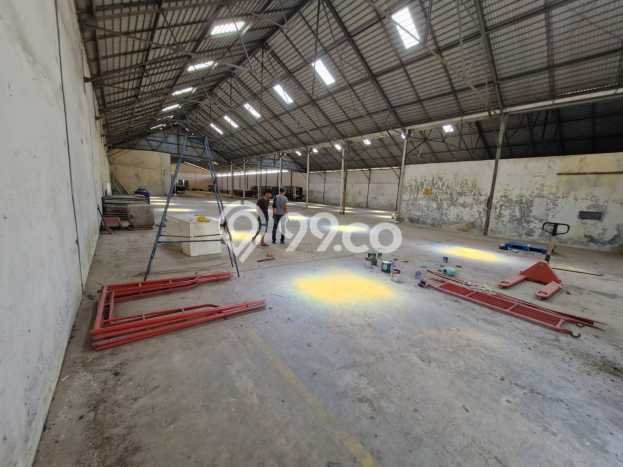 Gudang Disewa di Cirebon dengan LB 2640m2 Area Komersial Ramai Gudang Disewa di Cirebon dengan LB 2640m2 Area Komersial Ramai
