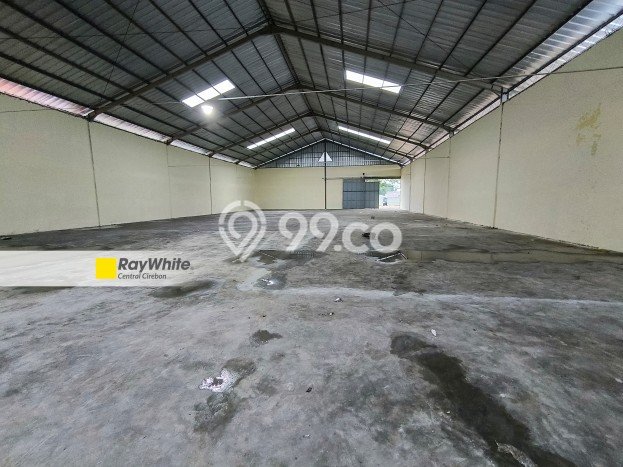 FOR SALE! Gudang di Depok Cirebon, LT 5000m2, LB 3000m2 FOR SALE! Gudang di Depok Cirebon, LT 5000m2, LB 3000m2